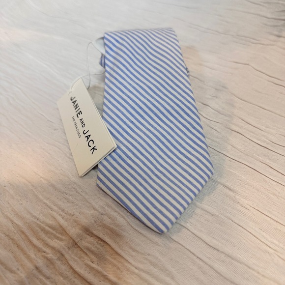 Janie and Jack Neck Tie Blue and White Striped Velcro Closure Boys 2-5 Years NWT - Picture 1 of 6